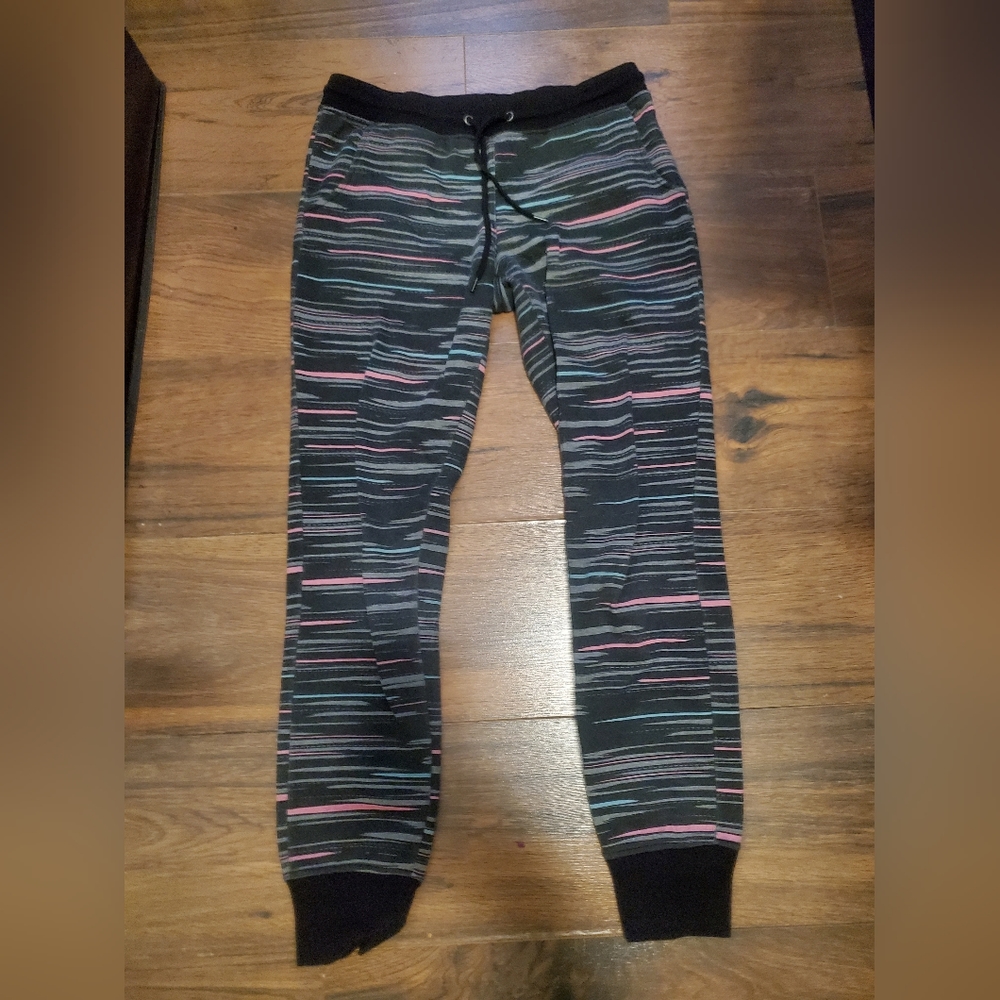 GRAY SWEATPANTS WITH BLUE, GRAY, PINK STRIPES AND DRAWSTRINGS IN SIZE SMALL